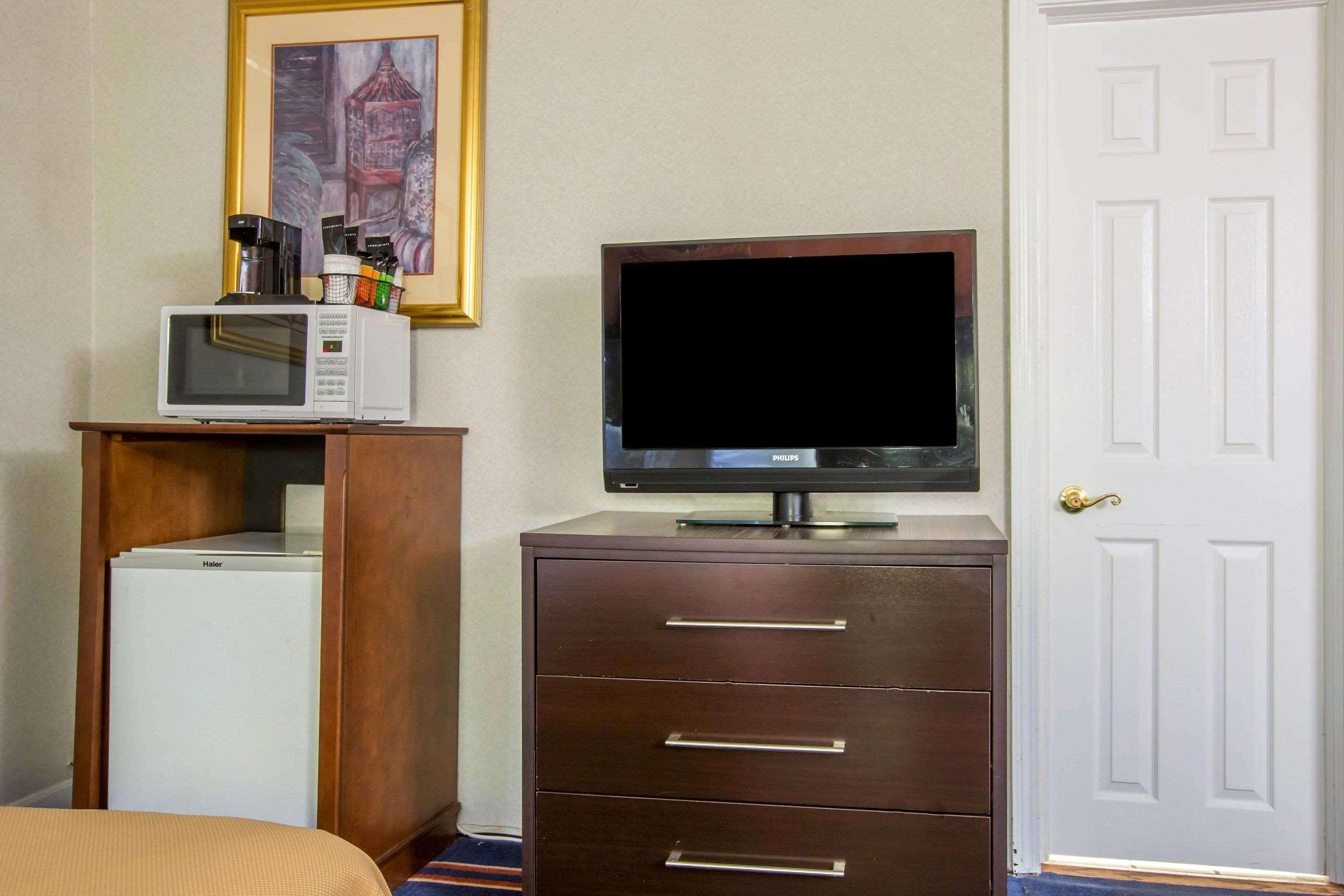 Econo Lodge Montpelier I-89 Екстериор снимка