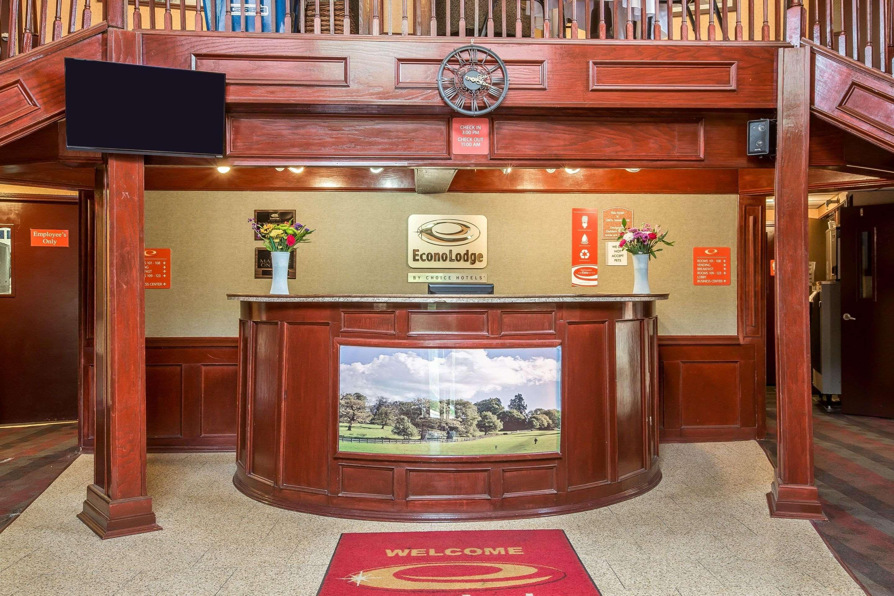 Econo Lodge Montpelier I-89 Екстериор снимка