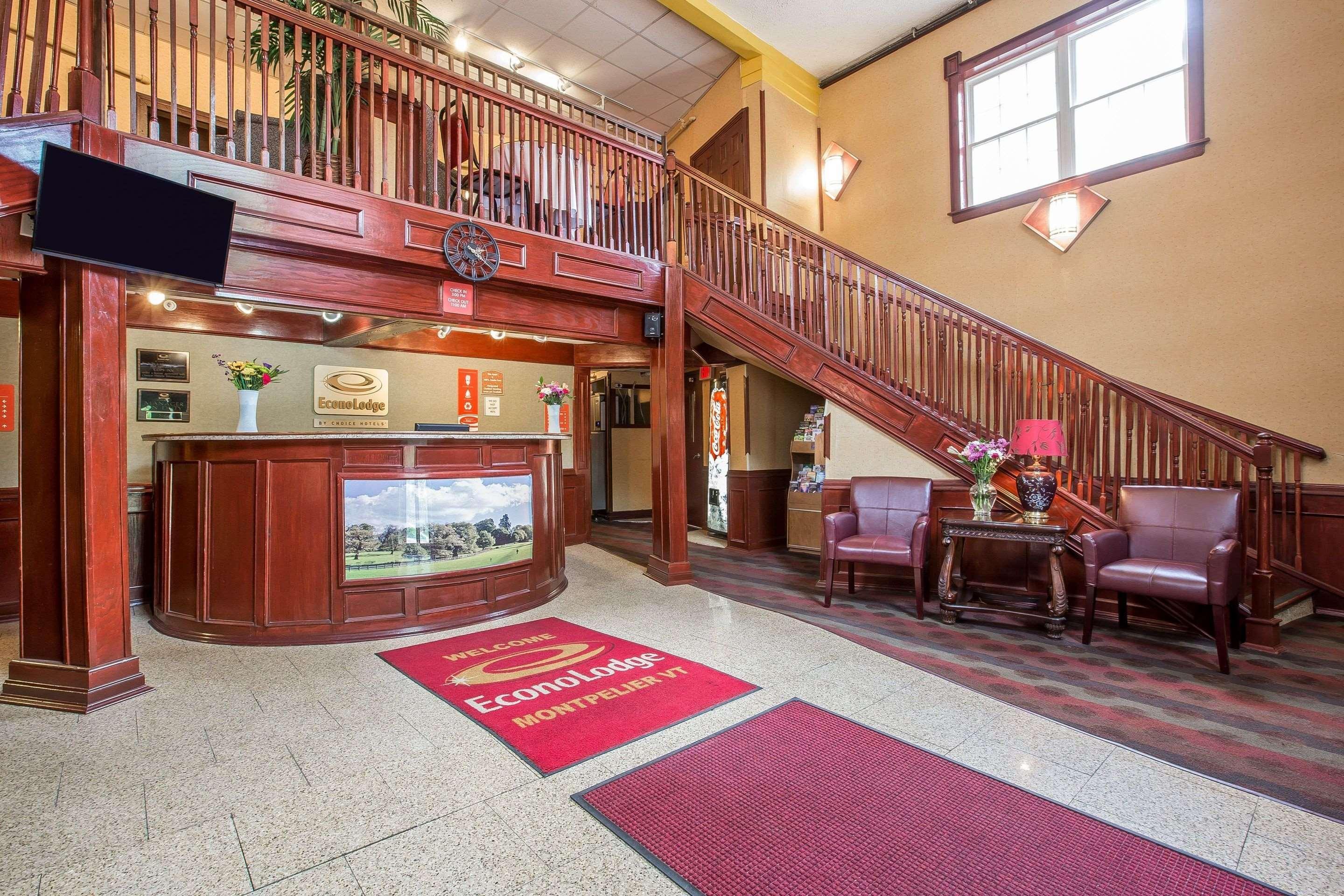 Econo Lodge Montpelier I-89 Екстериор снимка