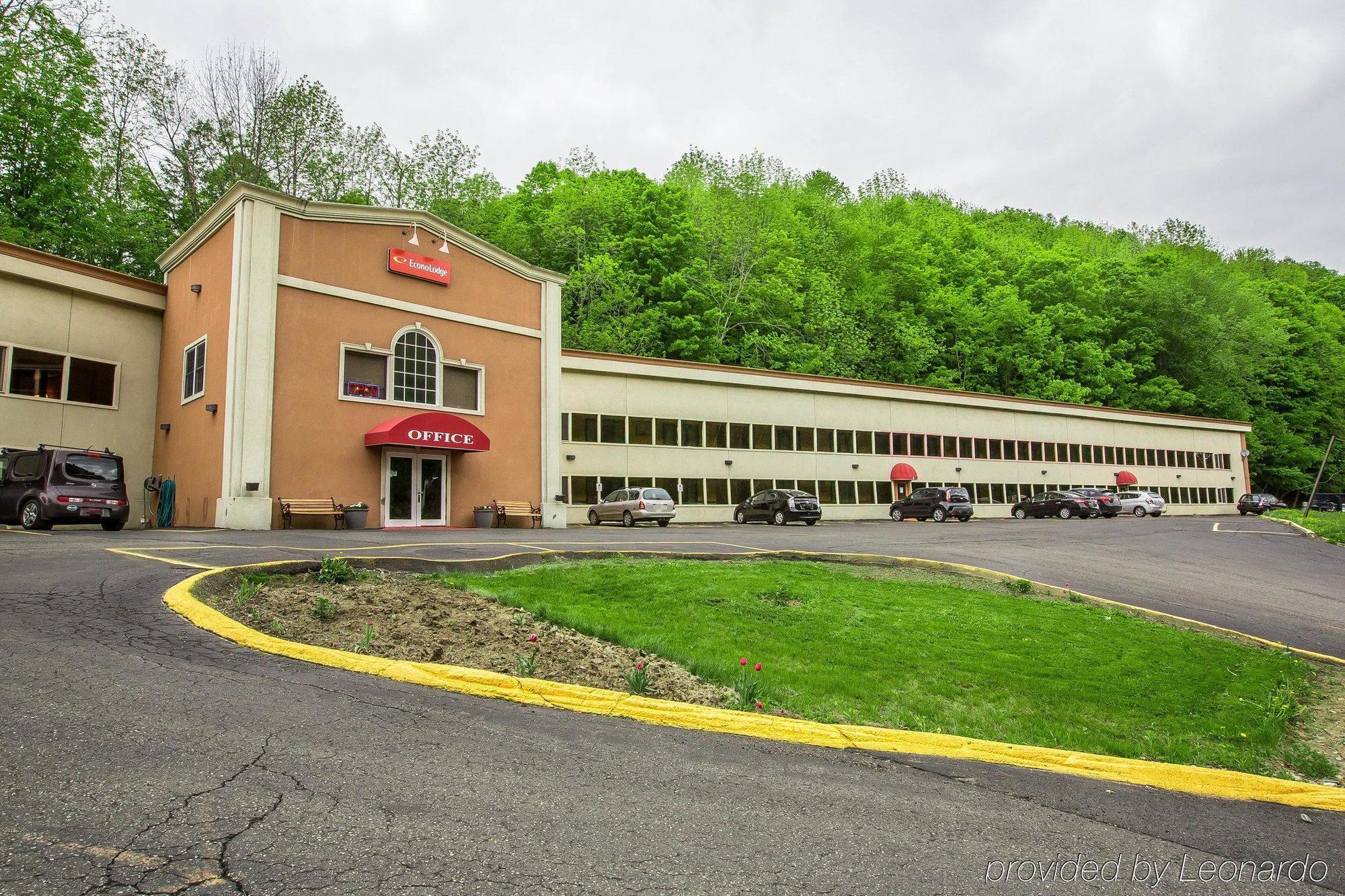Econo Lodge Montpelier I-89 Екстериор снимка