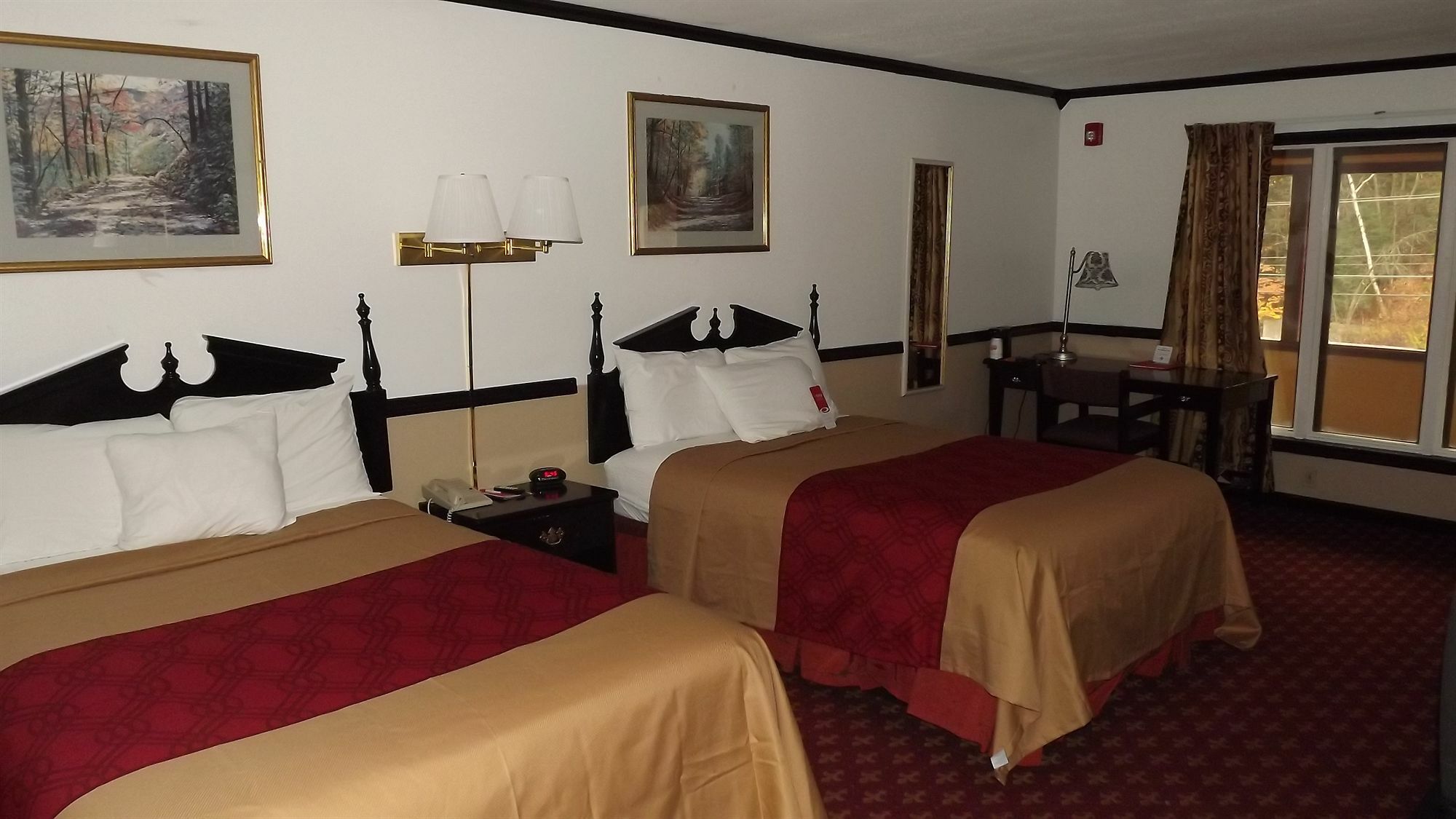 Econo Lodge Montpelier I-89 Екстериор снимка